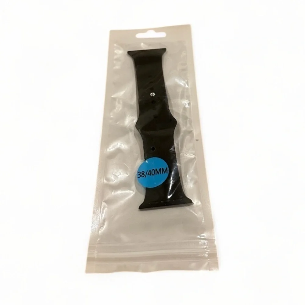 NWT Apple Watch Black Band 38/40mm Silicone